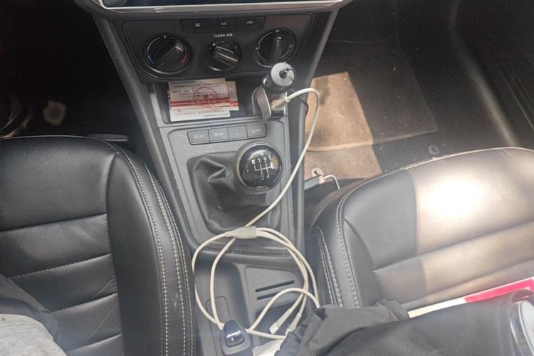 Used Volkswagen Lavida 2019 Lavida Start 1.5L Manual Fashion Edition China VI Standard Gear Lever