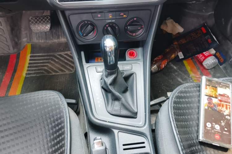 Used Volkswagen Lavida 2019 Lavida Start 1.5L Automatic Trendy Version China VI Standard Gear Lever