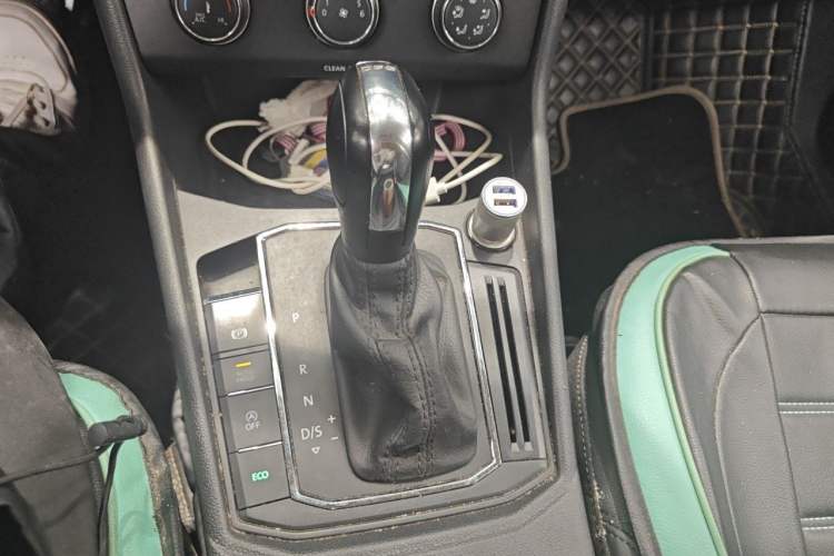 Used Volkswagen Lavida 2019 280TSI DSG Comfort Edition China VI standard Gear Lever