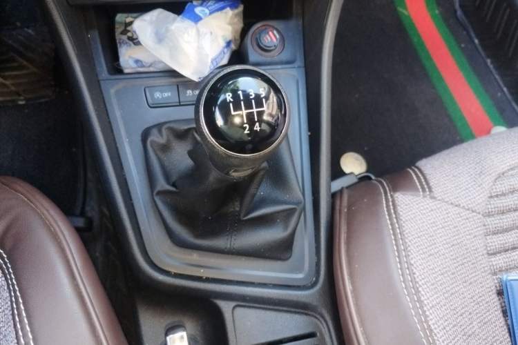 Used Volkswagen Lavida 2019 Lavida Start 1.5L Manual Fashion Edition China VI Standard Gear Lever