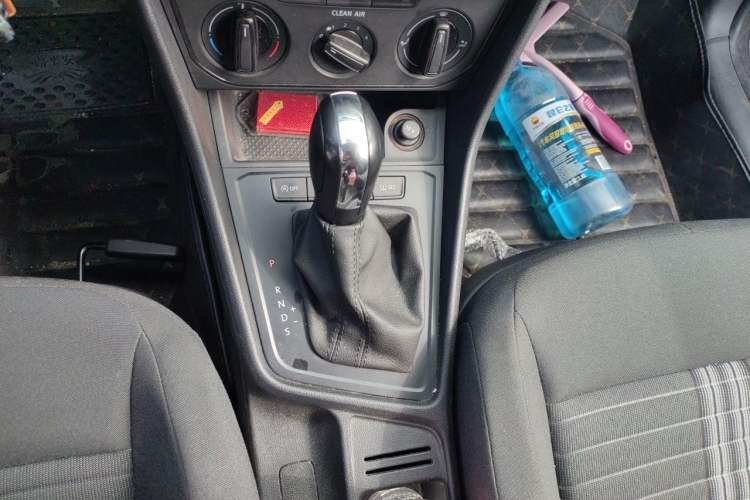 Used Volkswagen Lavida 2019 Lavida Start 1.5L Automatic Trendy Version China VI Standard Gear Lever