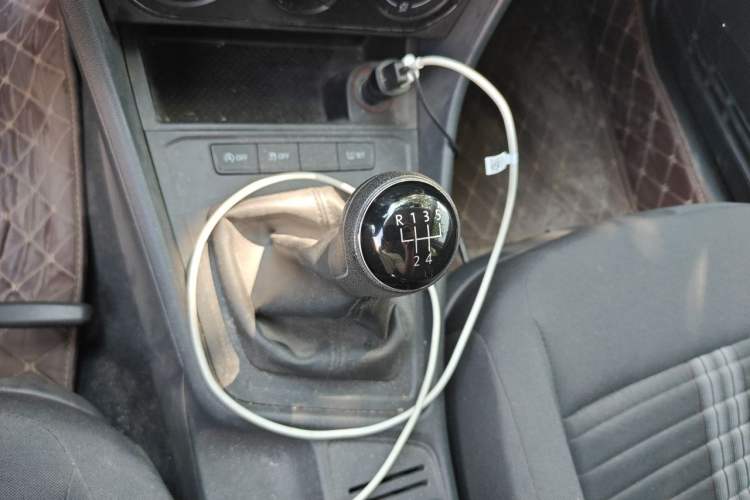 Used Volkswagen Lavida 2019 Lavida Start 1.5L Manual Fashion Edition China VI Standard Gear Lever