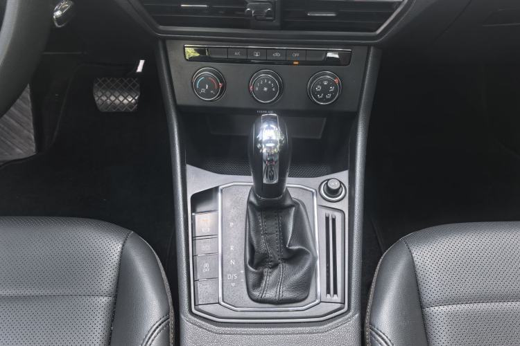 Used Volkswagen Lavida 2019 1.5L Automatic Comfort Edition China VI Standard Gear Lever