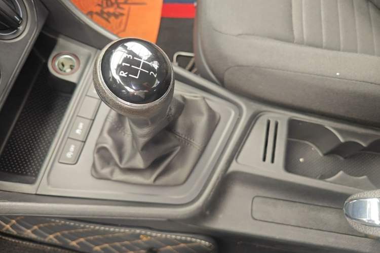 Used Volkswagen Lavida 2019 Lavida Start 1.5L Manual Fashion Edition China VI Standard Gear Lever