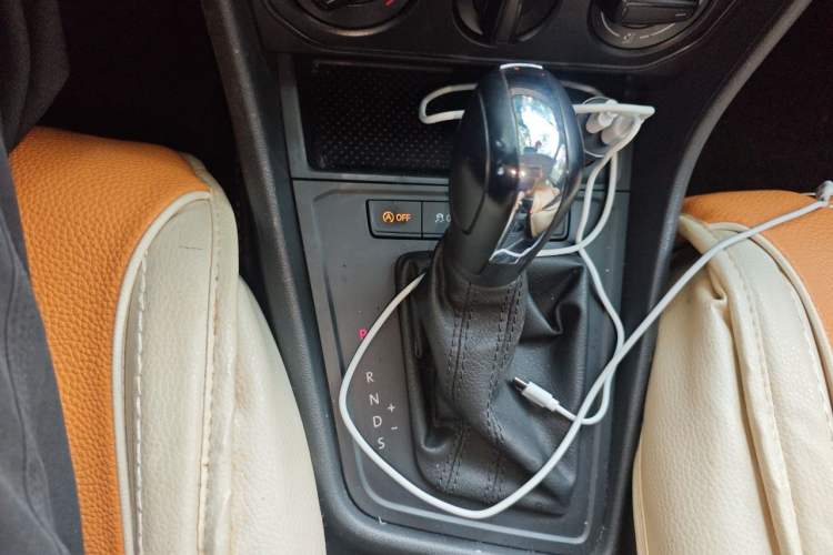 Used Volkswagen Lavida 2019 Lavida Start 1.5L Automatic Trendy Version China VI Standard Gear Lever