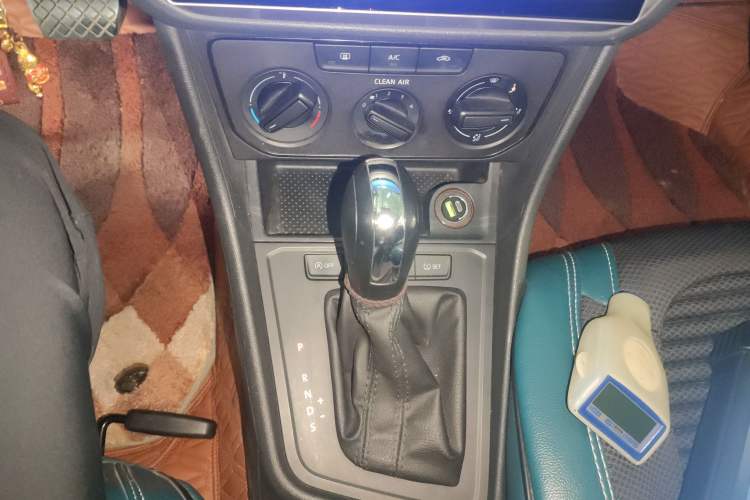 Used Volkswagen Lavida 2019 Lavida Start 1.5L Automatic Trendy Version China VI Standard Gear Lever
