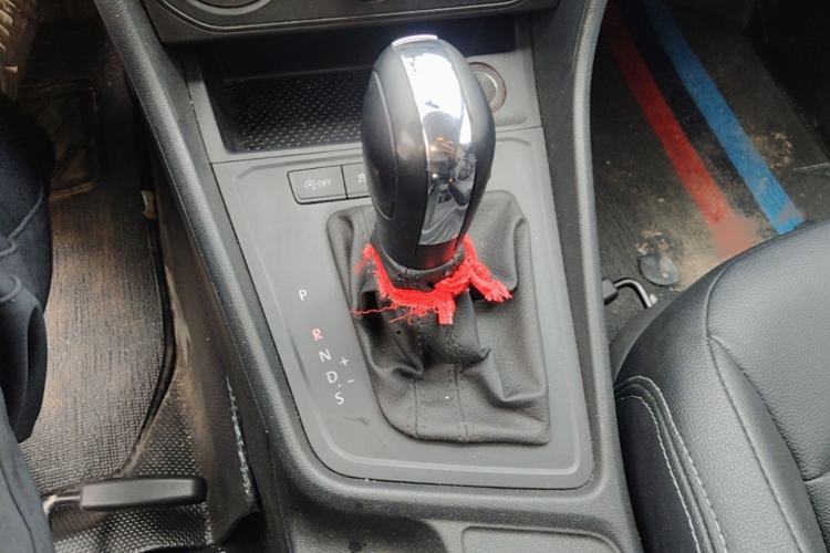 Used Volkswagen Lavida 2019 Lavida Start 1.5L Automatic Trendy Version China VI Standard Gear Lever