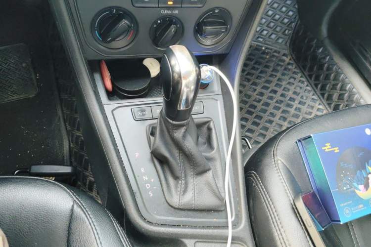 Used Volkswagen Lavida 2019 Lavida Start 1.5L Automatic Trendy Version China VI Standard Gear Lever