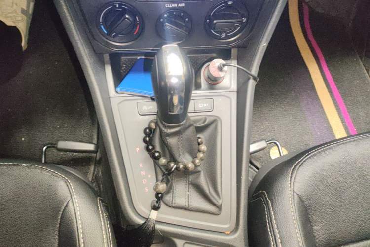 Used Volkswagen Lavida 2019 Lavida Start 1.5L Automatic Trendy Version China VI Standard Gear Lever