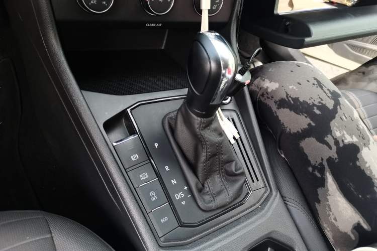 Used Volkswagen Lavida 2019 280TSI DSG Comfort Edition China VI standard Gear Lever