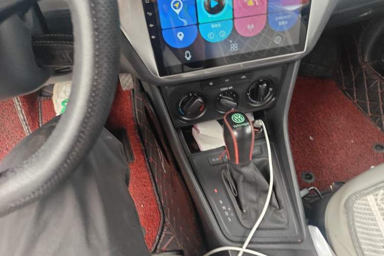 Used Volkswagen Lavida 2019 Lavida Start 1.5L Automatic Trendy Version China VI Standard Gear Lever