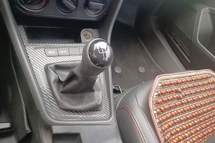 Used Volkswagen Lavida 2019 Lavida Start 1.5L Manual Fashion Edition China VI Standard Gear Lever