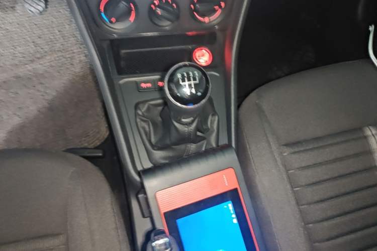 Used Volkswagen Lavida 2019 Lavida Start 1.5L Manual Fashion Edition China VI Standard Gear Lever