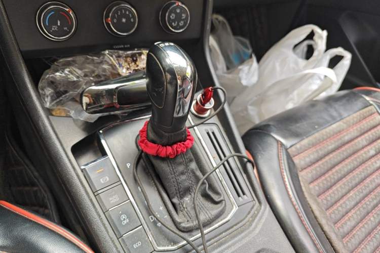 Used Volkswagen Lavida 2019 280TSI DSG Comfort Edition China VI standard Gear Lever