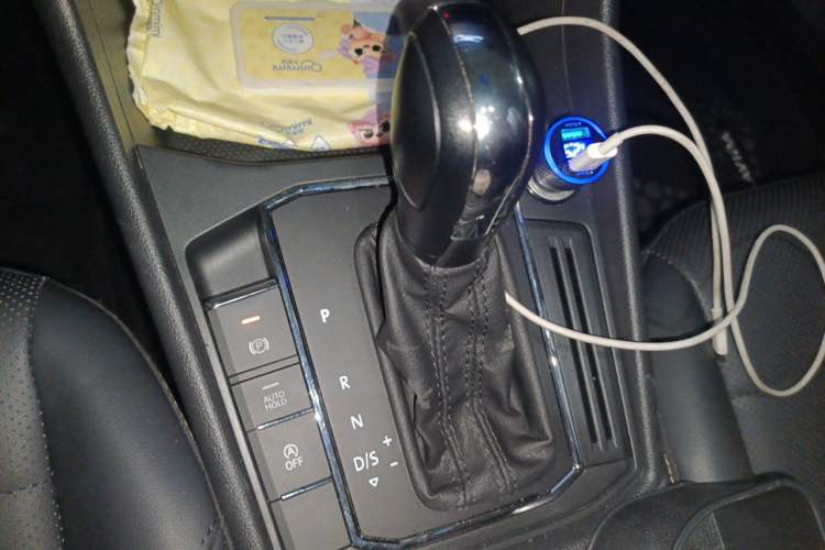 Used Volkswagen Lavida 2019 1.5L Automatic Comfort Edition China VI Standard Gear Lever