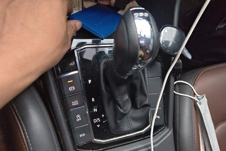 Used Volkswagen Lavida 2019 280TSI DSG Luxury Edition China VI Standard Gear Lever