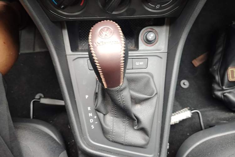 Used Volkswagen Lavida 2019 Lavida Start 1.5L Automatic Trendy Version China VI Standard Gear Lever