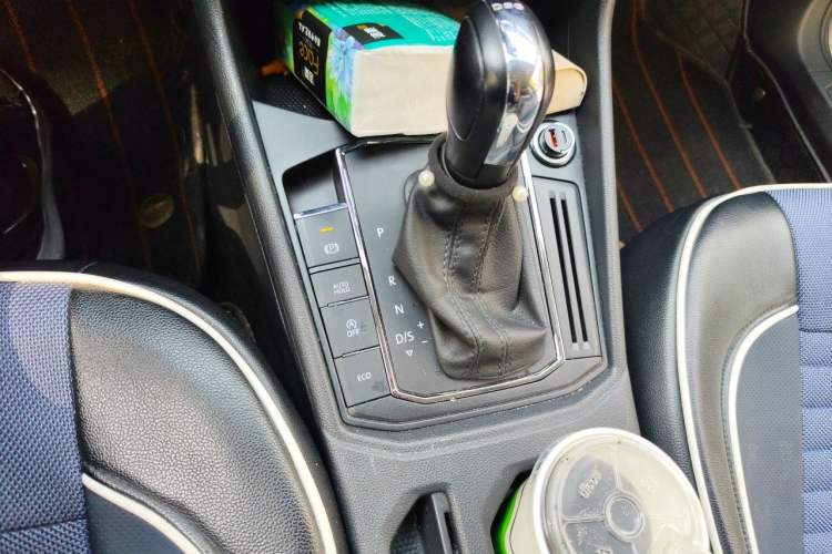 Used Volkswagen Lavida 2019 280TSI DSG Comfort Edition China VI standard Gear Lever