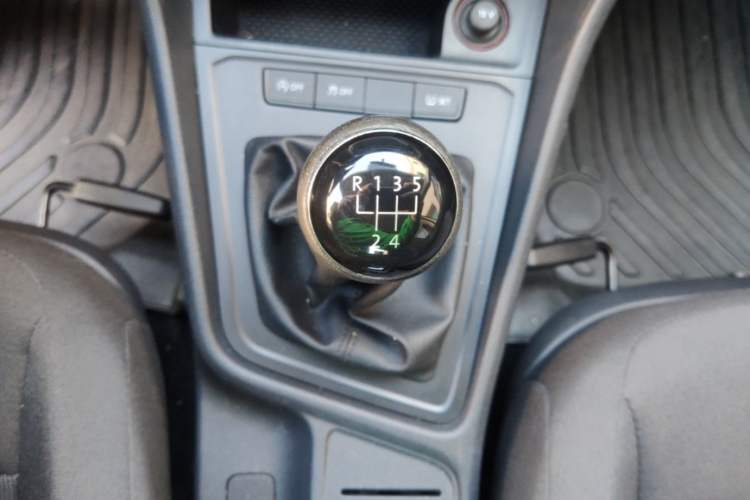 Used Volkswagen Lavida 2019 Lavida Start 1.5L Manual Fashion Edition China VI Standard Gear Lever