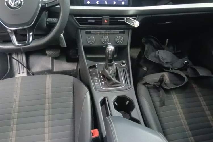 Used Volkswagen Lavida 2019 280TSI DSG Comfort Edition China VI standard Gear Lever