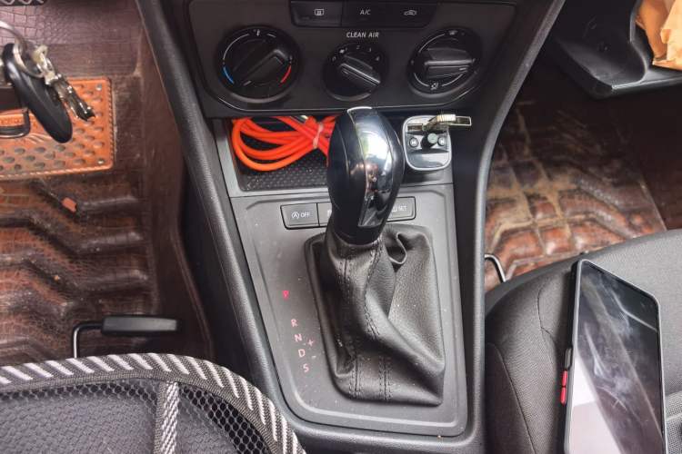 Used Volkswagen Lavida 2019 Lavida Start 1.5L Automatic Trendy Version China VI Standard Gear Lever