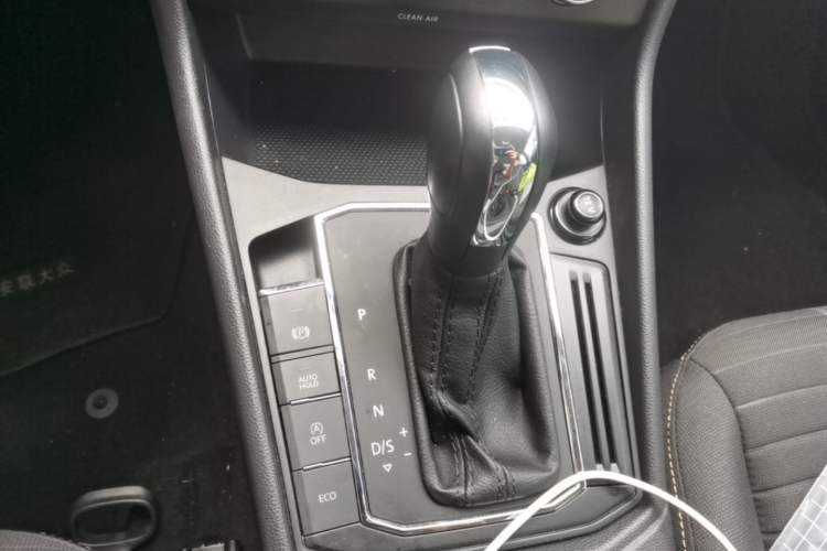 Used Volkswagen Lavida 2019 280TSI DSG Comfort Edition China VI standard Gear Lever