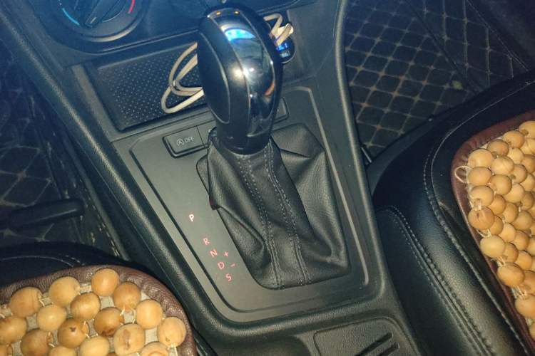 Used Volkswagen Lavida 2019 Lavida Start 1.5L Automatic Trendy Version China VI Standard Gear Lever
