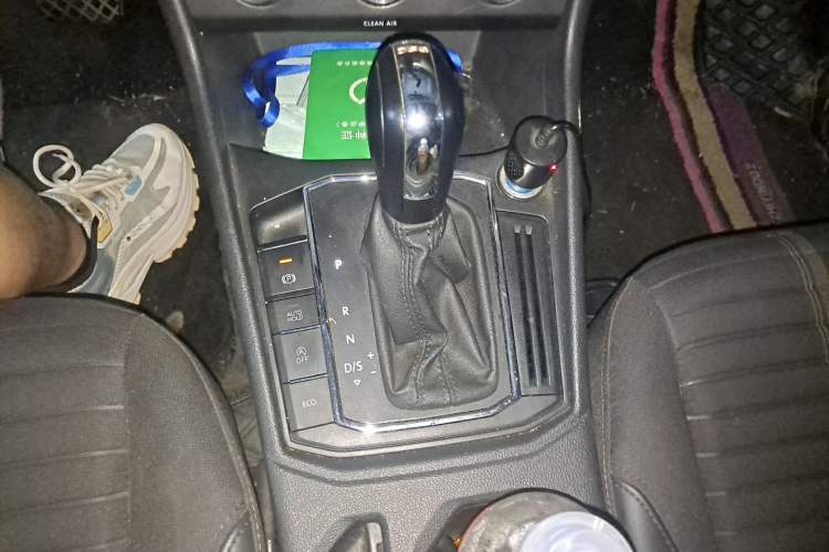 Used Volkswagen Lavida 2019 280TSI DSG Comfort Edition China VI standard Gear Lever