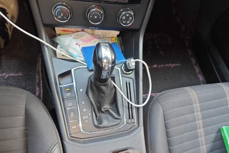 Used Volkswagen Lavida 2019 280TSI DSG Comfort Edition China VI standard Gear Lever
