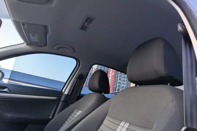 Used Volkswagen Lavida 2019 Lavida Start 1.5L Automatic Trendy Version China VI Standard Headliner