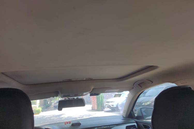 Used Volkswagen Lavida 2019 1.5L Automatic Vision Edition China VI Standard Headliner