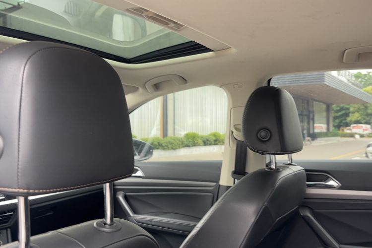 Used Volkswagen Lavida 2019 1.5L Automatic Comfort Edition China VI Standard Headliner