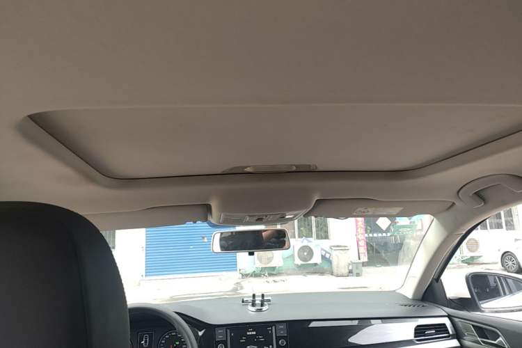 Used Volkswagen Lavida 2019 1.5L Automatic Comfort Edition China VI Standard Headliner