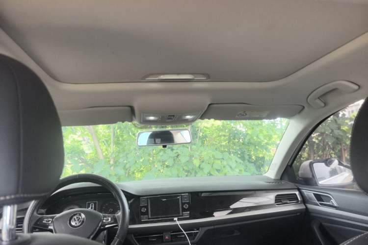 Used Volkswagen Lavida 2019 1.5L Automatic Comfort Edition China VI Standard Headliner
