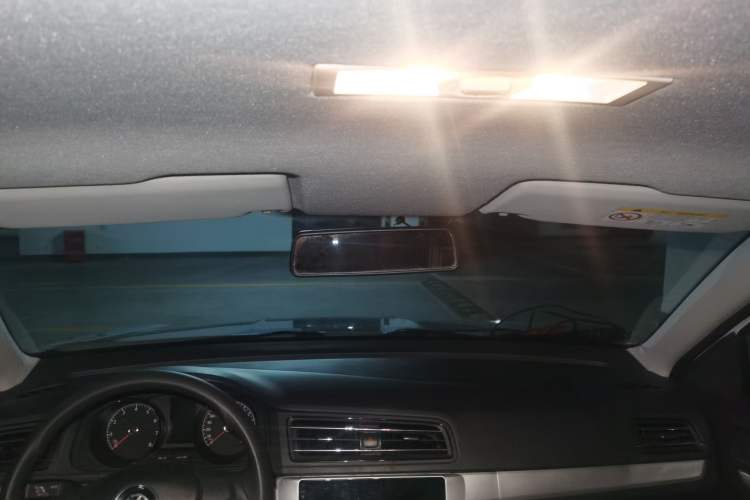 Used Volkswagen Lavida 2019 Lavida Start 1.5L Automatic Trendy Version China VI Standard Headliner