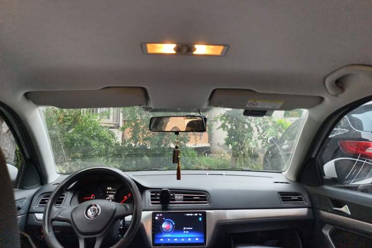 Used Volkswagen Lavida 2019 Lavida Start 1.5L Manual Fashion Edition China VI Standard Headliner