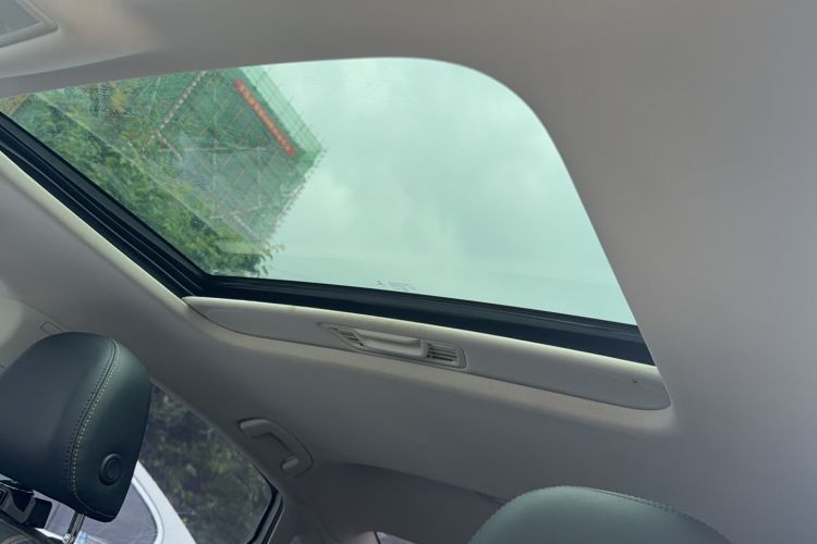 Used Volkswagen Lavida 2019 1.5L Automatic Vision Edition China VI Standard Headliner