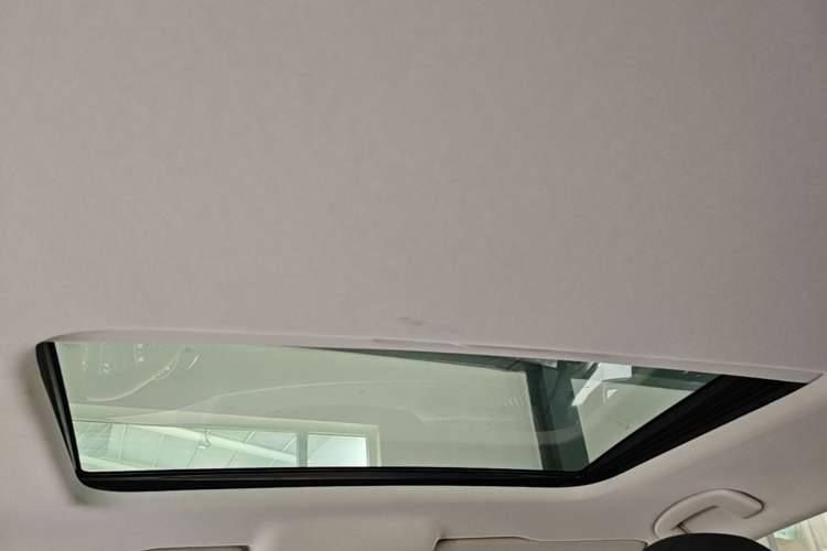 Used Volkswagen Lavida 2019 1.5L Automatic Comfort Edition China VI Standard Headliner