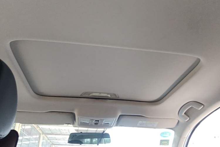 Used Volkswagen Lavida 2019 1.5L Automatic Comfort Edition China VI Standard Headliner