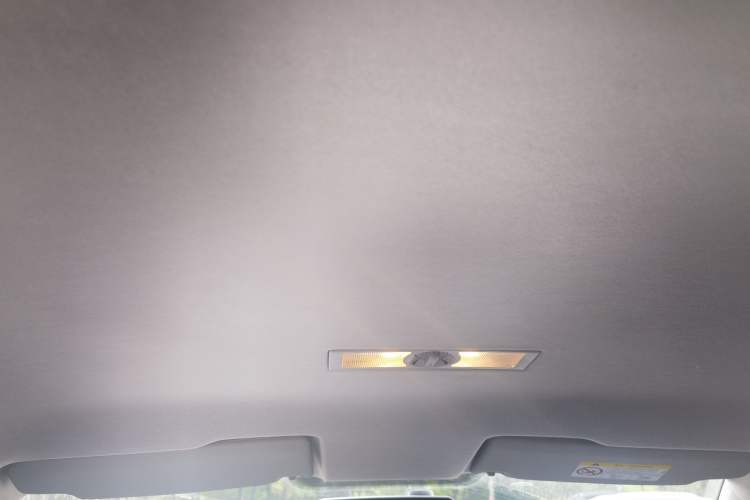 Used Volkswagen Lavida 2019 1.5L Automatic Fashion Edition China VI Headliner