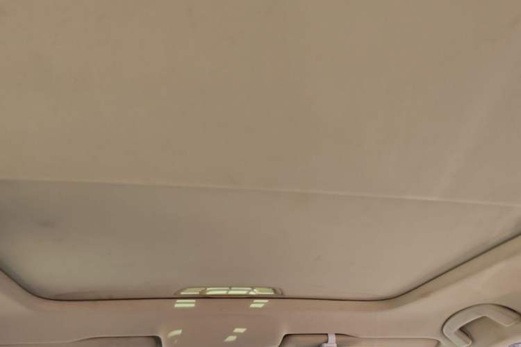 Used Volkswagen Lavida 2019 1.5L Automatic Comfort Edition China VI Standard Headliner
