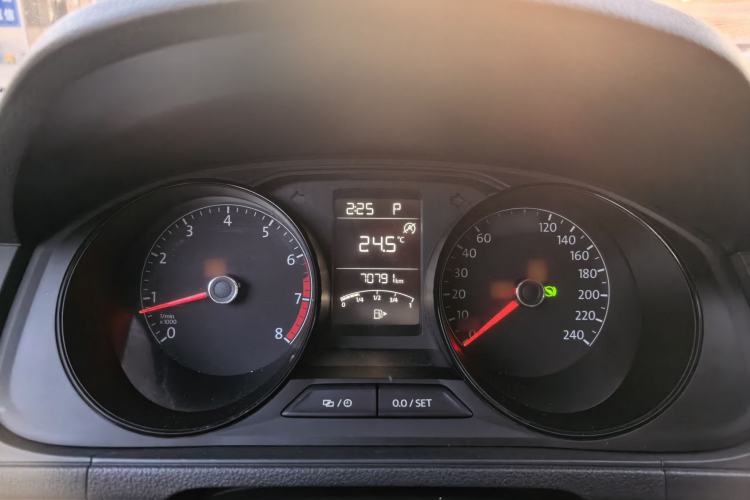 Used Volkswagen Lavida 2019 Lavida Start 1.5L Automatic Trendy Version China VI Standard Instrument Cluster