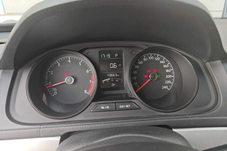 Used Volkswagen Lavida 2019 Lavida Start 1.5L Automatic Trendy Version China VI Standard Instrument Cluster