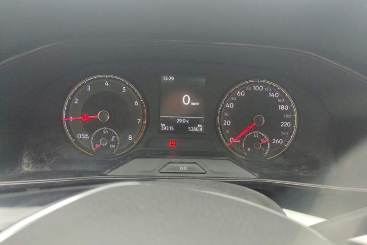 Used Volkswagen Lavida 2019 1.5L Manual Comfort Edition China VI Standard Instrument Cluster