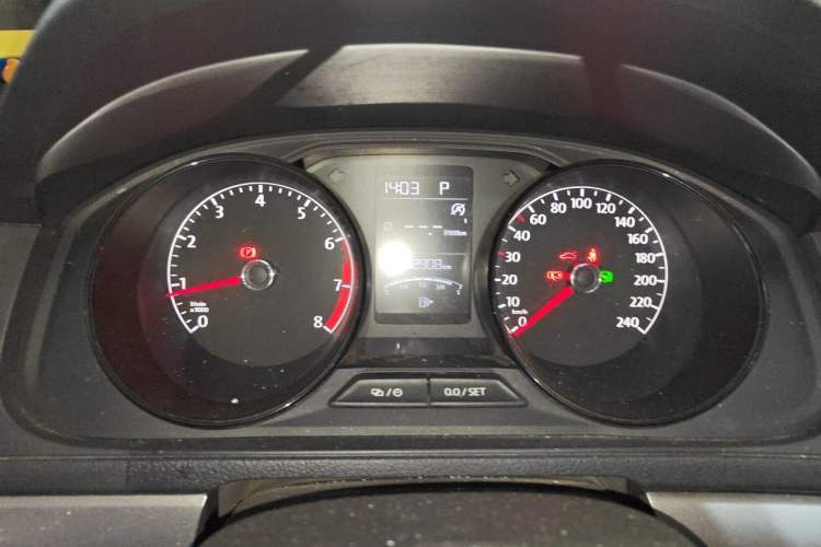 Used Volkswagen Lavida 2019 Lavida Start 1.5L Automatic Trendy Version China VI Standard Instrument Cluster