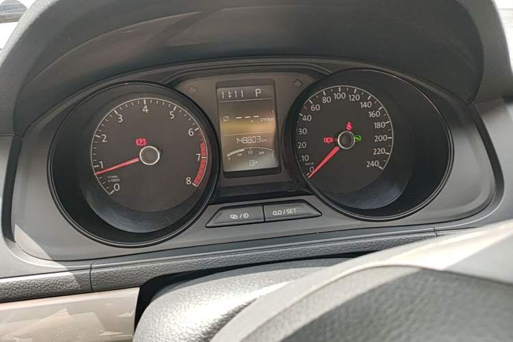 Used Volkswagen Lavida 2019 Lavida Start 1.5L Automatic Trendy Version China VI Standard Instrument Cluster