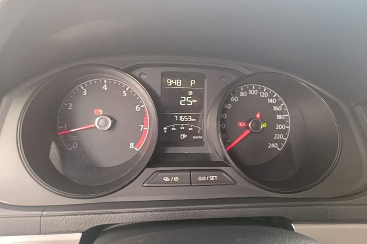 Used Volkswagen Lavida 2019 Lavida Start 1.5L Automatic Trendy Version China VI Standard Instrument Cluster