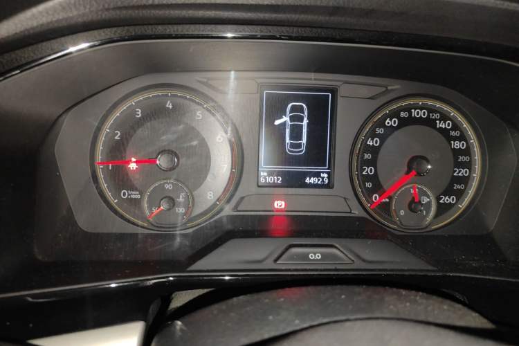 Used Volkswagen Lavida 2019 1.5L Automatic Vision Edition China VI Standard Instrument Cluster