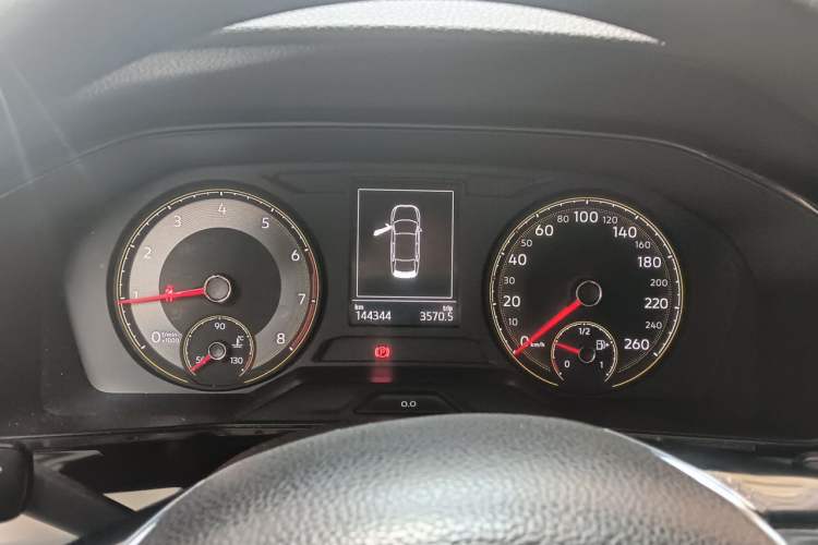 Used Volkswagen Lavida 2019 1.5L Manual Comfort Edition China VI Standard Instrument Cluster
