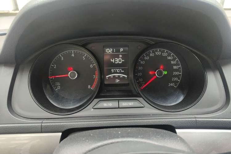 Used Volkswagen Lavida 2019 Lavida Start 1.5L Automatic Trendy Version China VI Standard Instrument Cluster